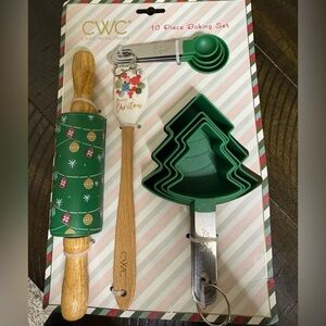 CWC Cook With Color 10 Piece Baking Set- Christmas -NEW